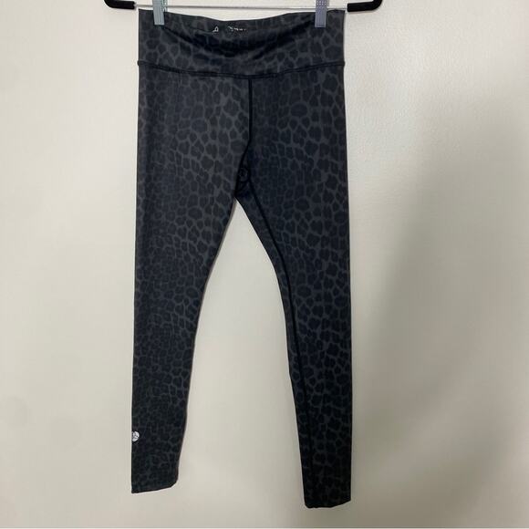 Vie Active Black Gray Leopard Animal Print Full-length Leggings Pants XS - Picture 2 of 8